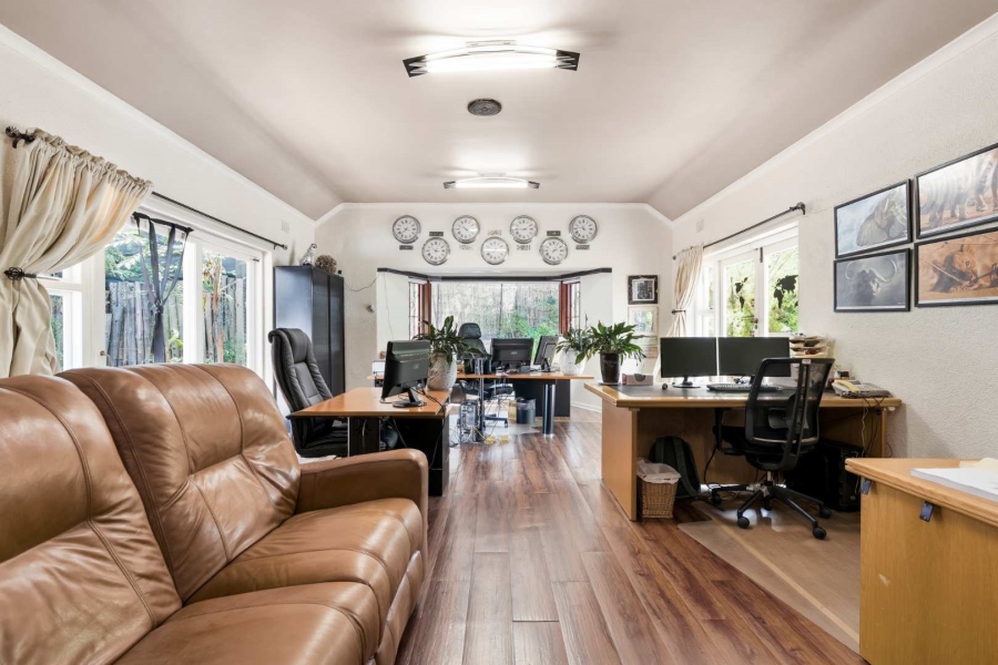 5 Bedroom Property for Sale in Sonstraal Heights Western Cape